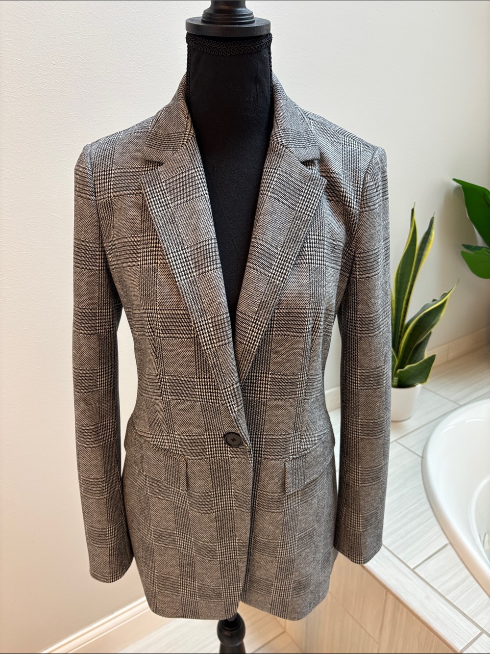 NWT LOFT Tailored Black & White Glen Plaid Women's Blazer Size 2